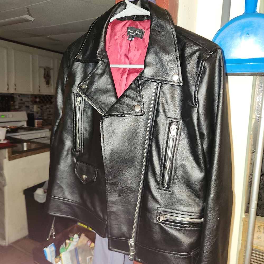 Love Tree Black Leather Biker Jacket with Red Lining